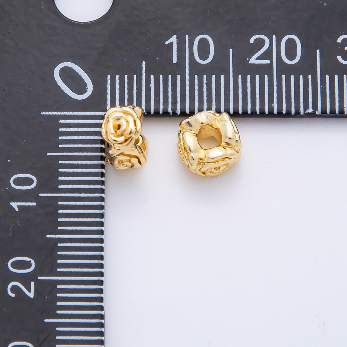 10 pcs 18k gold Filled Flower spacer beads Tiny Floral spacer beads 5 mm beads AF-1081