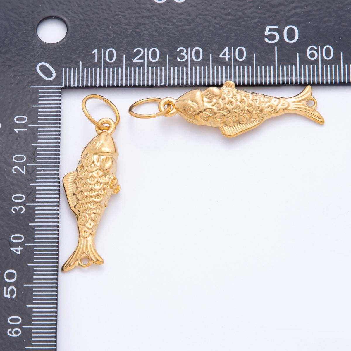 PVD Gold Stainless Steel Fish Pendant Gold Fish Charm Bracelet Necklace for DIY Jewelry Making Supply Tarnish Free j-595