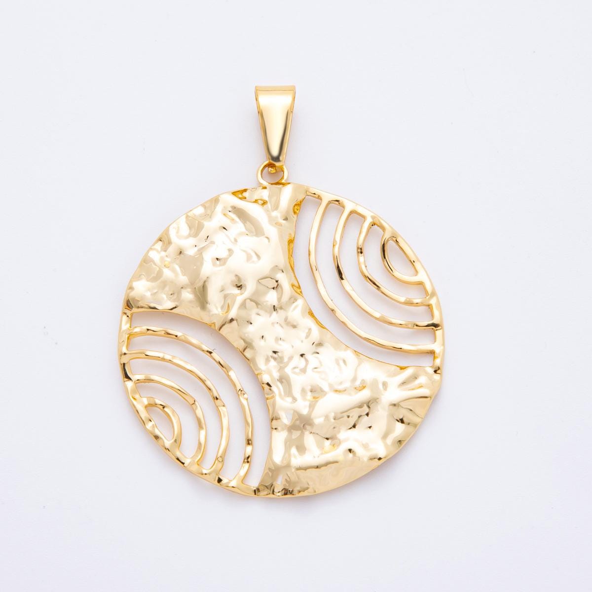 Gold Textured Round Pendant – Modern Geometric Circle Charm for Necklace Jewelry Making J-644