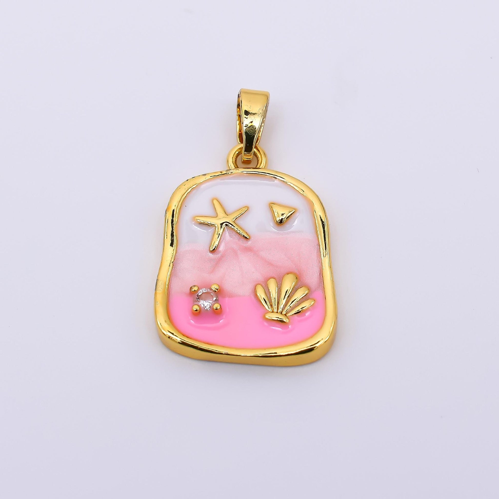 24K Gold Filled 19.5mm Round CZ Enamel Art Beach Theme Starfish with Seashell Pendant in Purple & Pink | AH-510