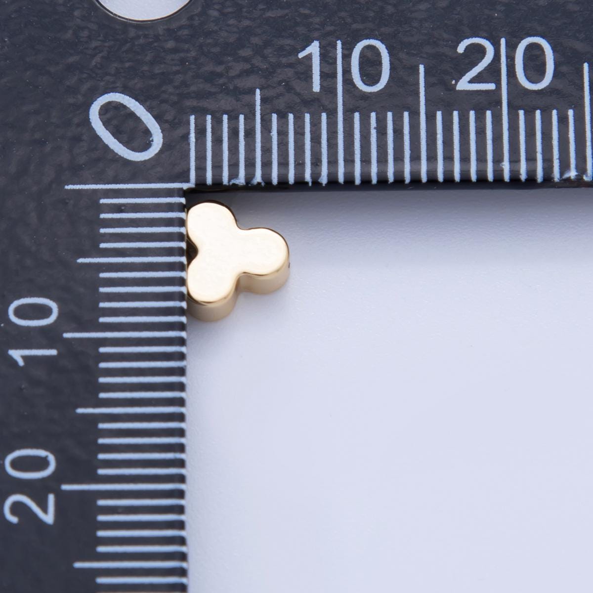 10x 18k gold Filled Tiny Flower Bead spacer 6.5x7 mm beads AF-1077