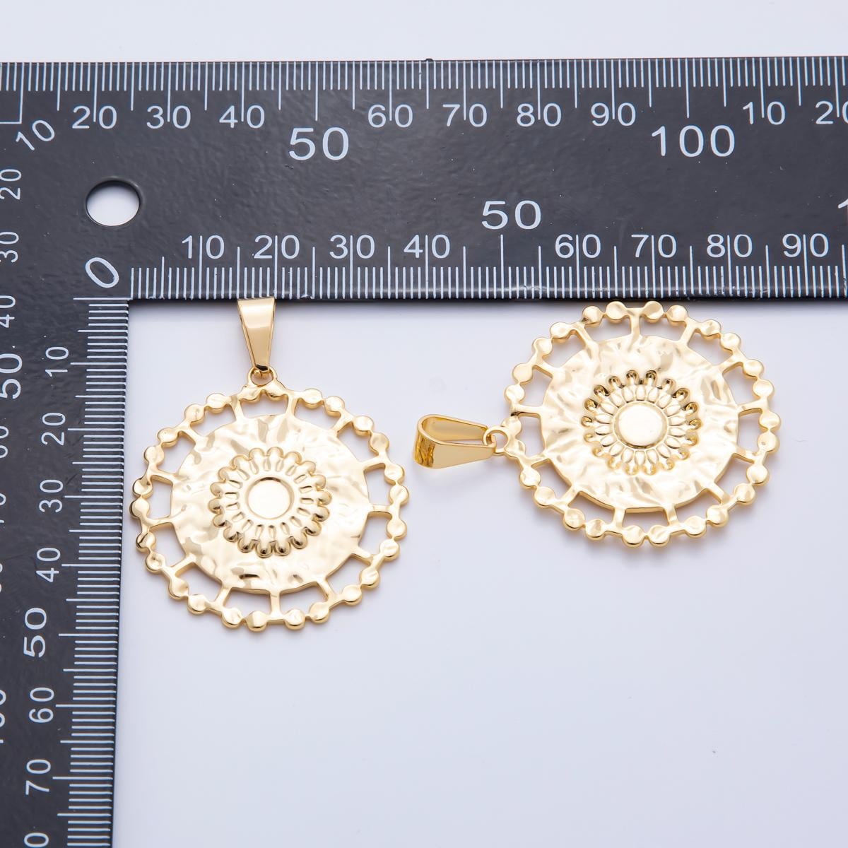 Big Sun Medallion Pendant PVD Gold Stainless Steel Celestial Jewelry Charm for Statement Necklace | P-759