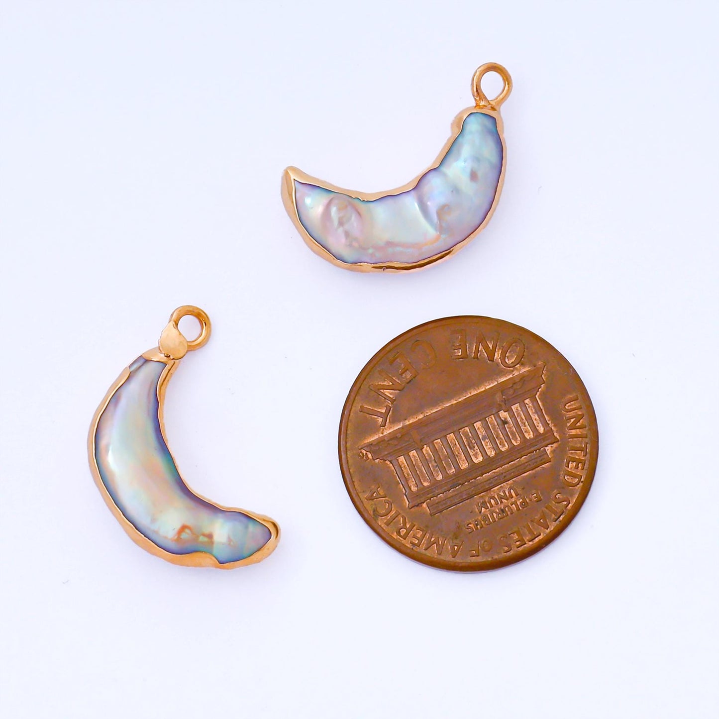 1x Mini Freeform Crescent Moon Freshwater Pearl Gold Coated Add-On Charm for Bracelet Necklace Bracelet Earring Component AF-575