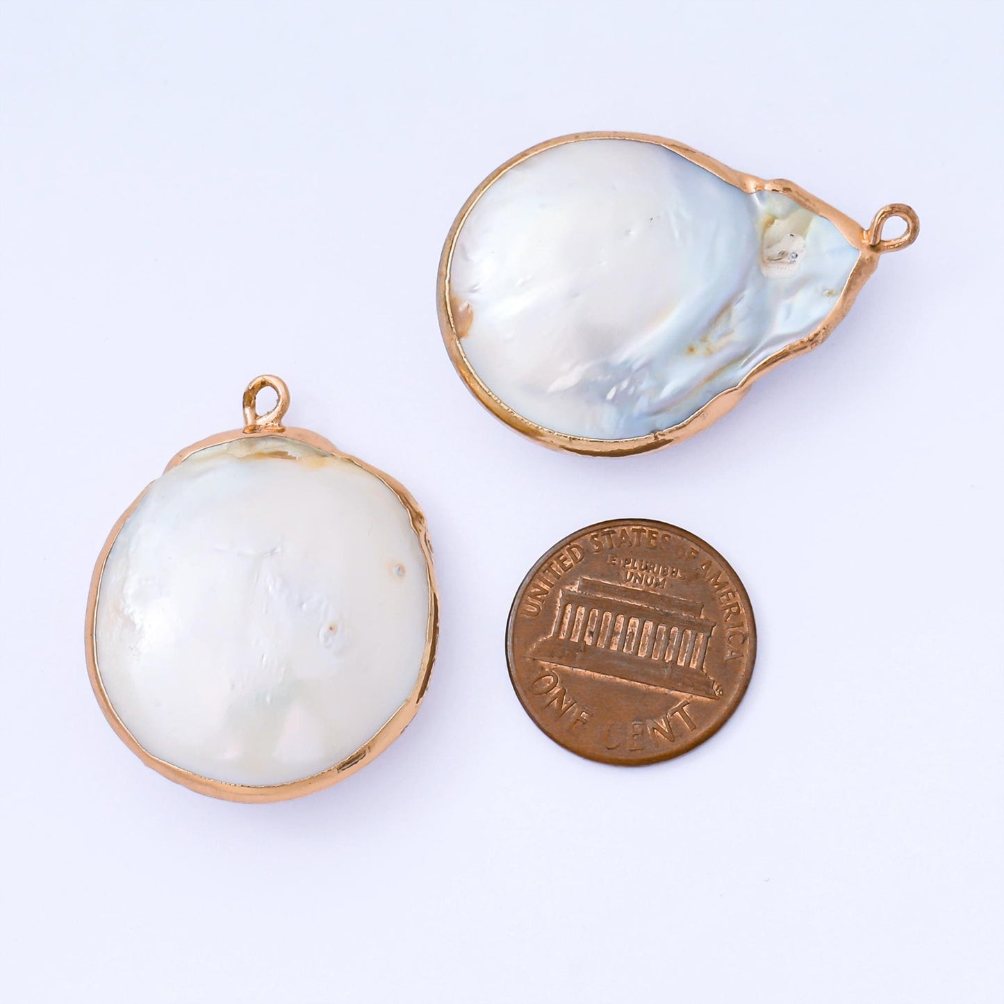 Freshwater Pearl Round Coin Charm Gold Dipped Pearl Baroque Gold Plated Pearlcore Jewelry Findings 33x25 mm AF-571