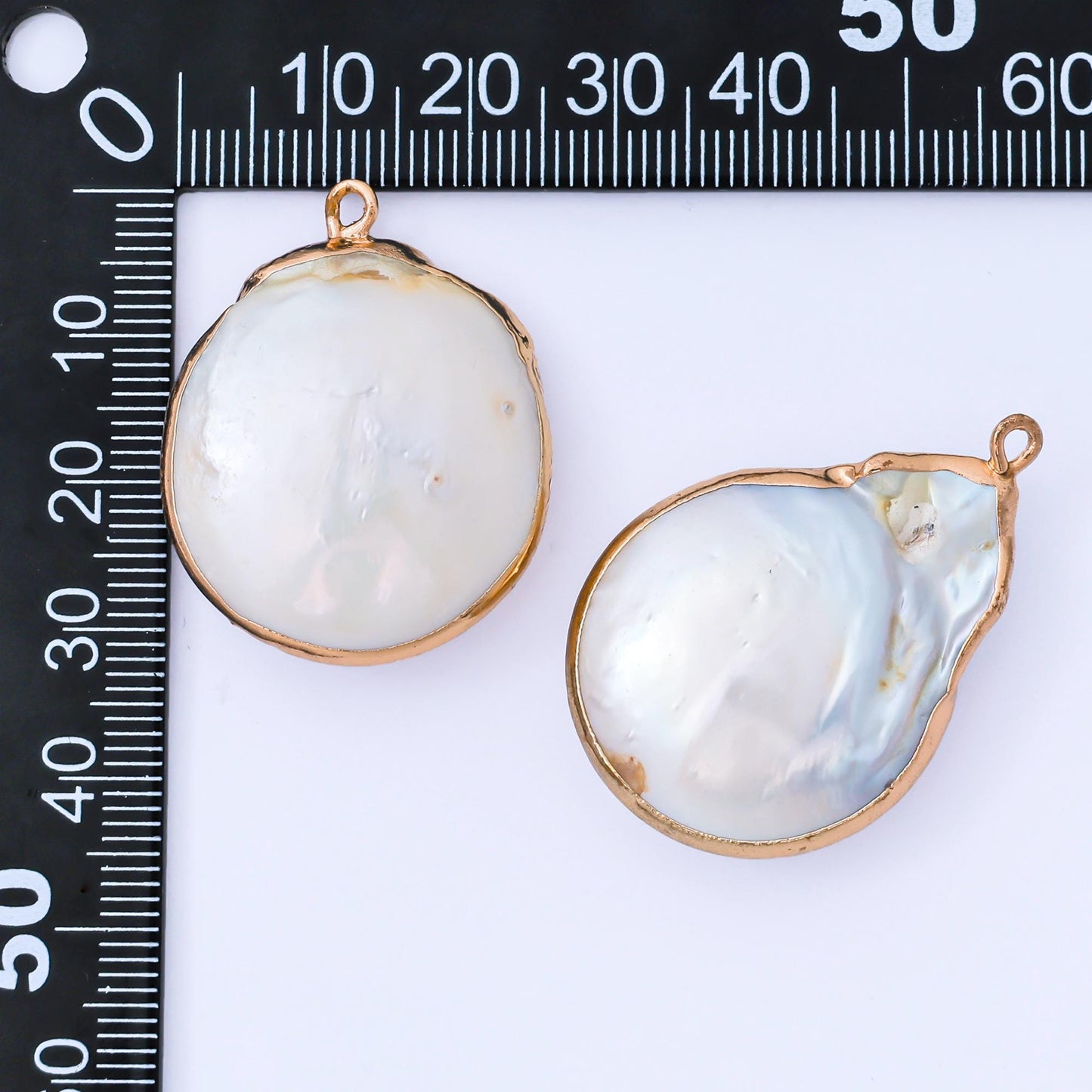 Freshwater Pearl Round Coin Charm Gold Dipped Pearl Baroque Gold Plated Pearlcore Jewelry Findings 33x25 mm AF-571