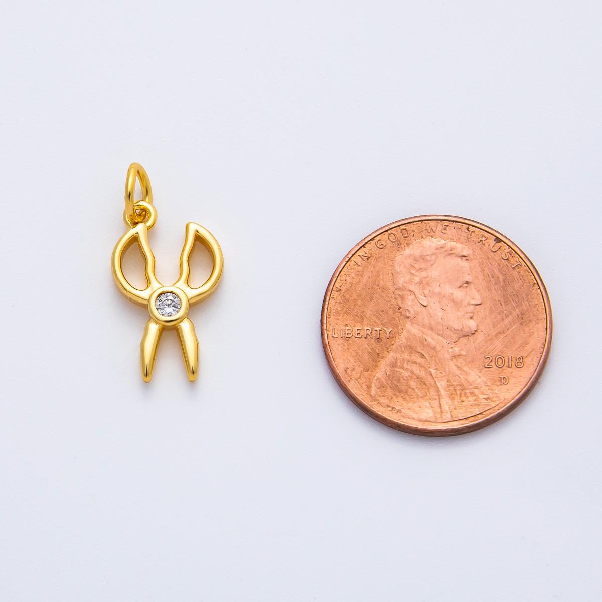 Mini 18k gold filled Scissors charm Dainty Stationary Tools pendant charm for necklace earring supply AF-1355