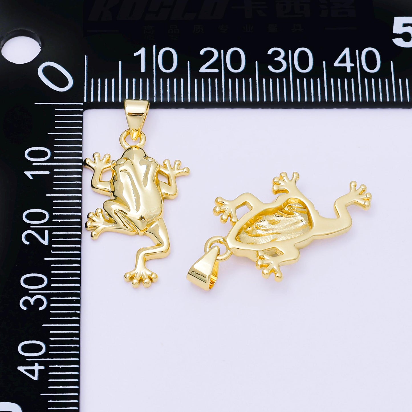 24K Gold Filled 25.5mm Amphibian Frog Animal Pendant | AA1610