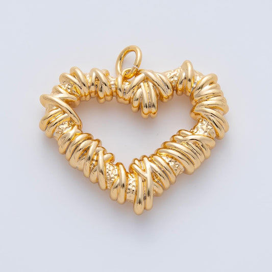 18K Gold Filled 25mm Hammered Knot Open Heart Charm | AF1411