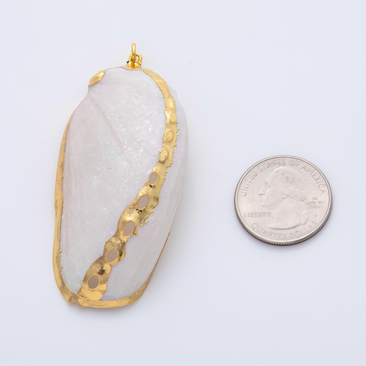 68mm Statement Pieces Shell Pearl Charm | AF1406