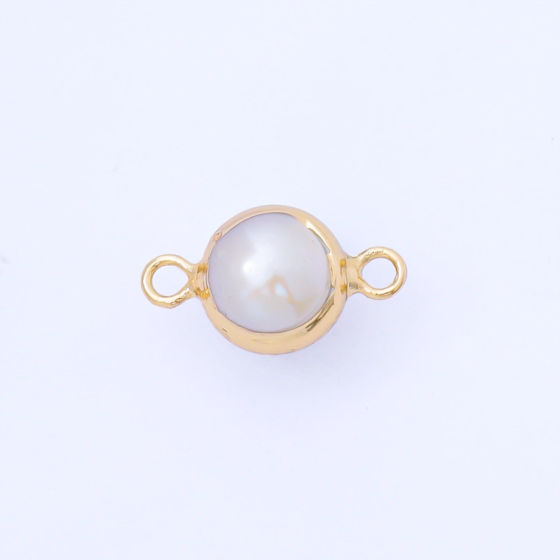 24K Gold Filled 15mm Dainty Round Shell Pearl Charm Connector | AF582