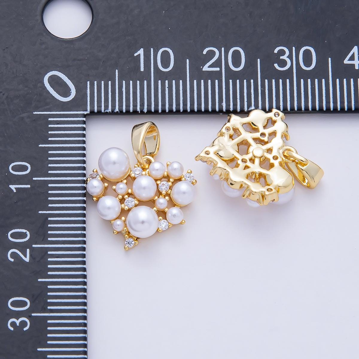 18K Gold Filled 14.3mm Mix Shell Pearl and CZ Dotted Heart Pendant Charm Cluster Pearl Charm Necklace Elegant Jewelry Gift DIY | AF1180