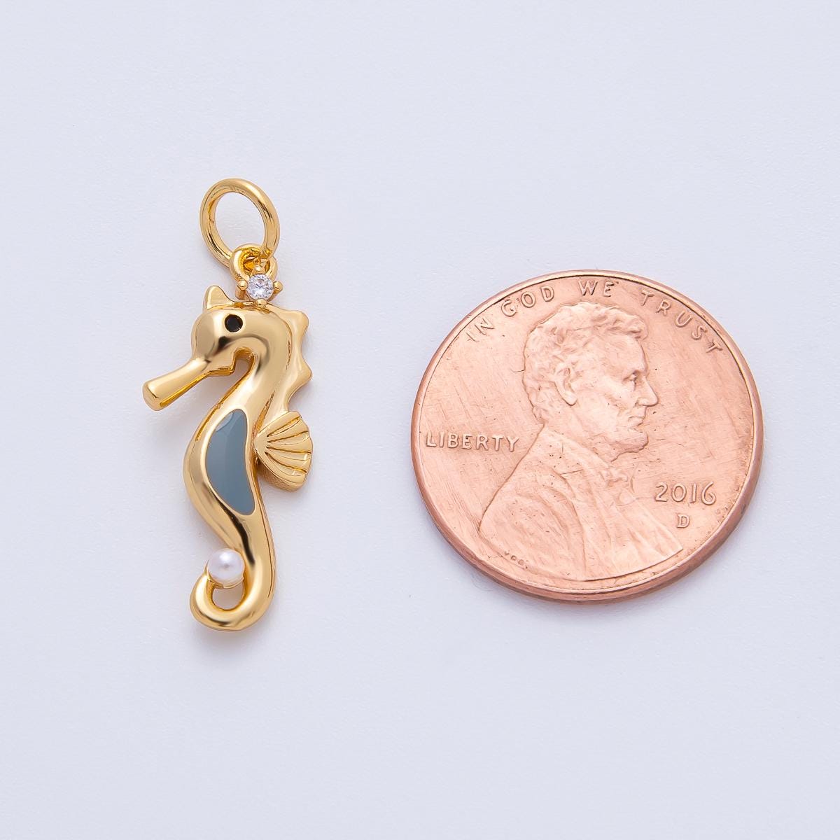 18K Gold Filled 26mm Shell Pearl CZ Grey Seahorse Animals Charm | AF1398