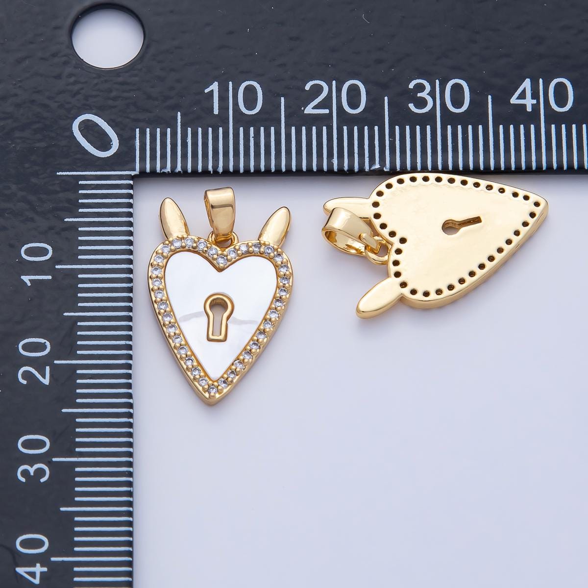 18K Gold Filled 21.3mm White Shell Pearl Clear CZ Lock Heart Charm Pendant DIY Bracelet Necklace Jewelry Making Findings Supply | AF1187
