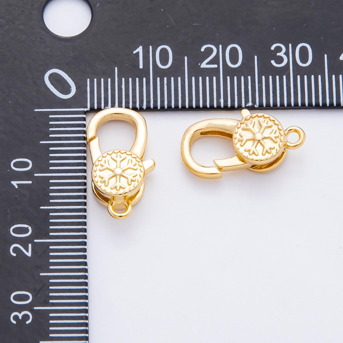 18K Gold Filled 18mm Winter Snowflake Lobster Clasp Charm Finding | Z1426