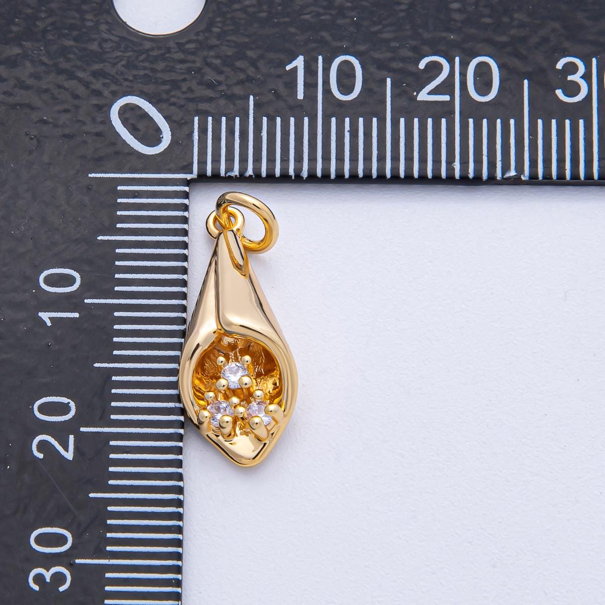 18k Gold Filled CZ Bouquet of Flowers Teardrop Charm Elegant Flower Cluster DIY Jewelry Supply Finding for Necklace Bracelet | AK-018