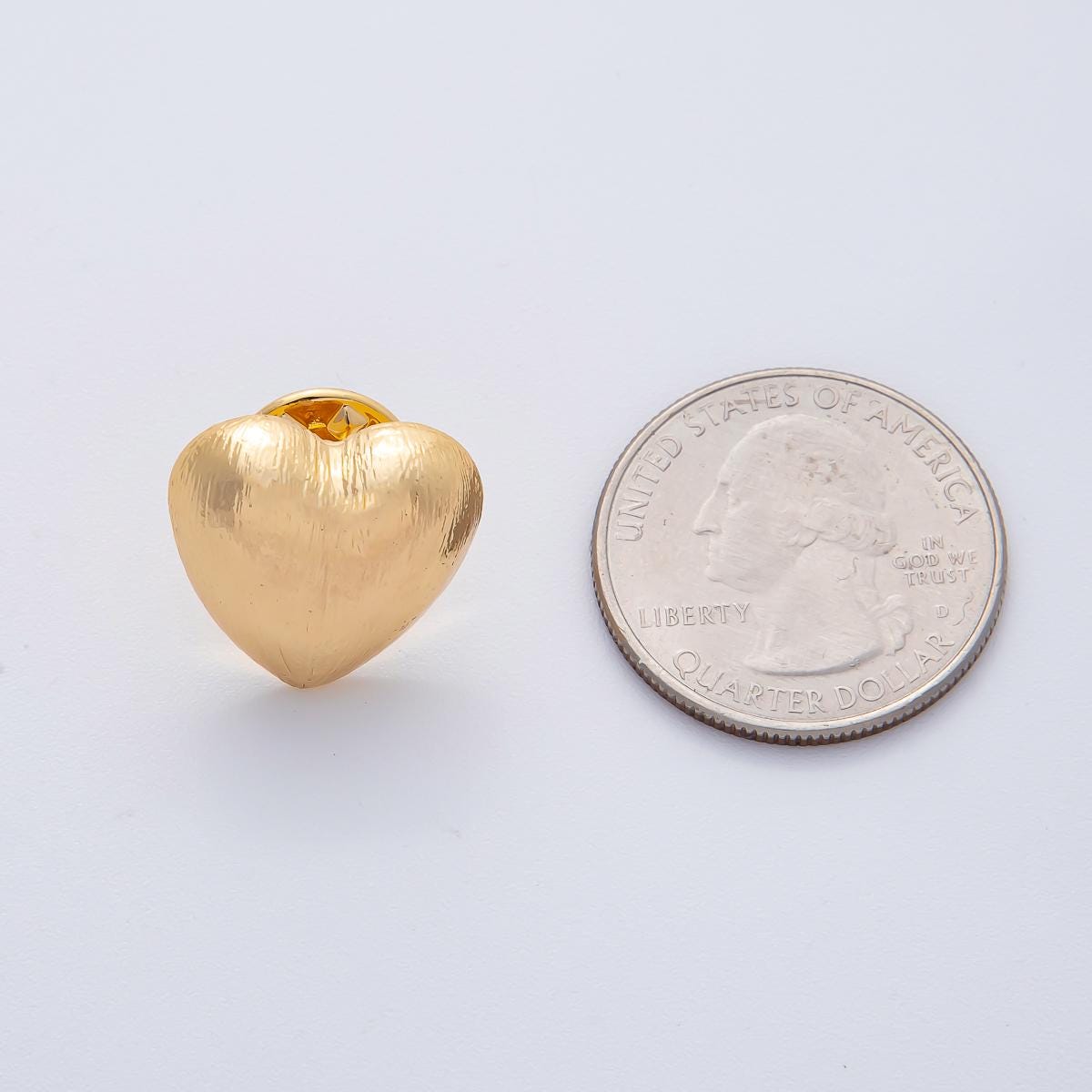18K Gold Filled Line 18mm Textured Chubby Heart Pin Brooch Finding Dainty Love Pin for Jackets Bags DIY Jewelry or Accessories Gift | Z1478