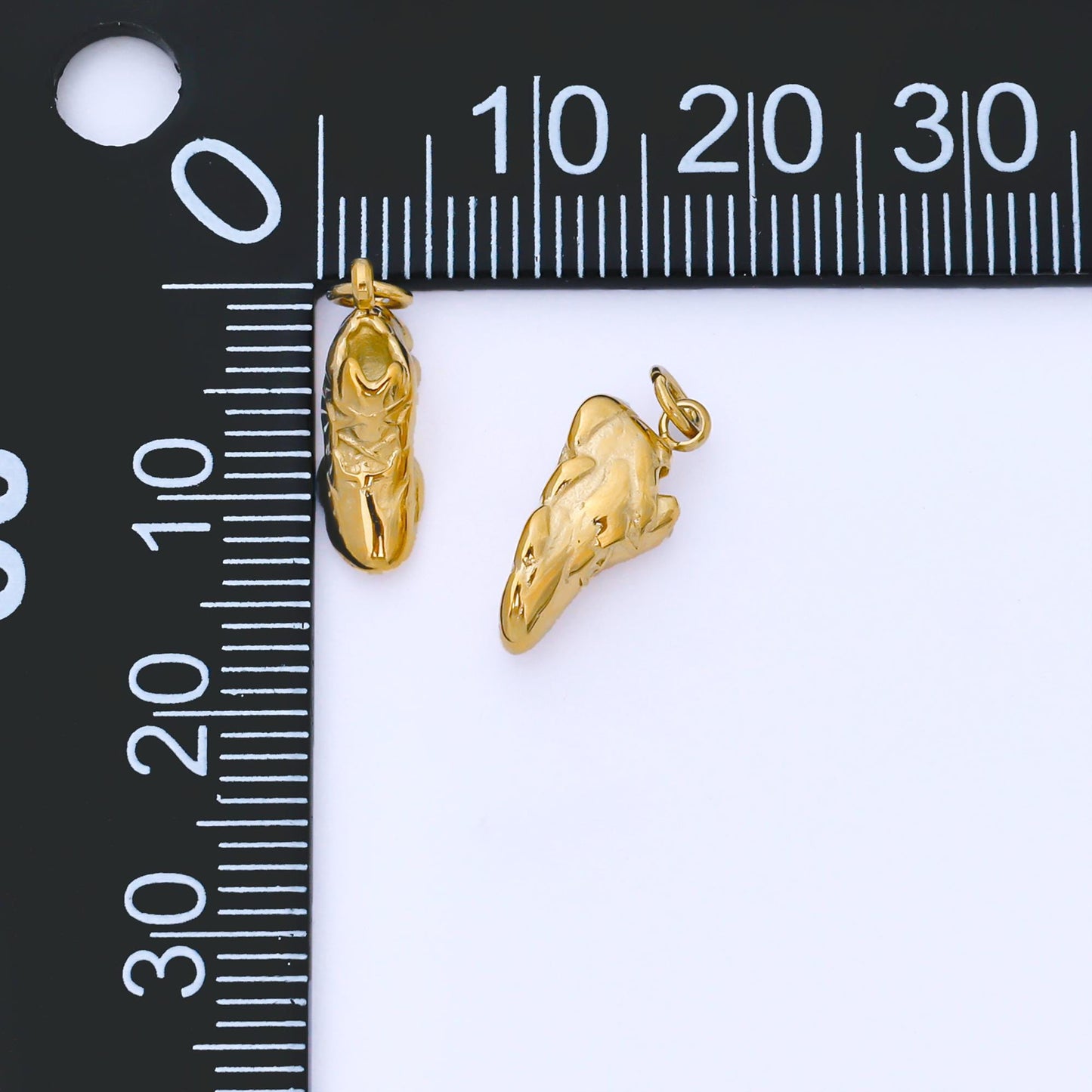 24k Gold Sneaker 14.4mm Charm Gold Shoe Pendant Streetwear Jewelry Sporty Minimalist Charm for Bracelet Necklace DIY Making Supply | J545