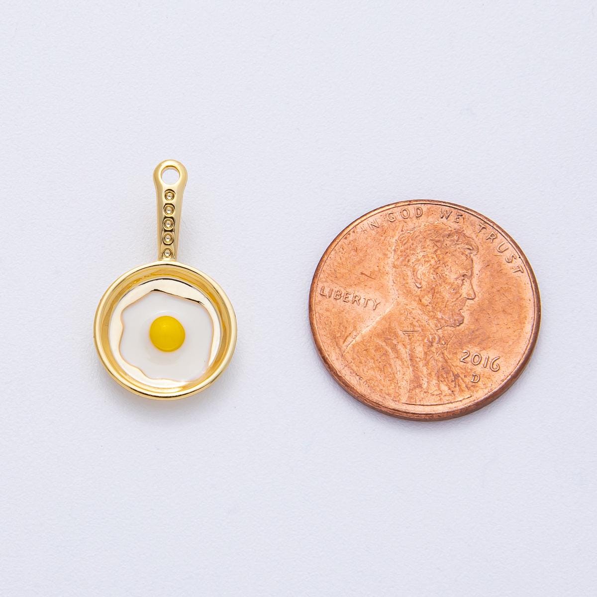 18K Gold Filled 20mm Sunny Side Egg Frying Pan Culinary Food Pendant Enamel Breakfast Piece DIY Jewelry Supply for Necklace | AF1218
