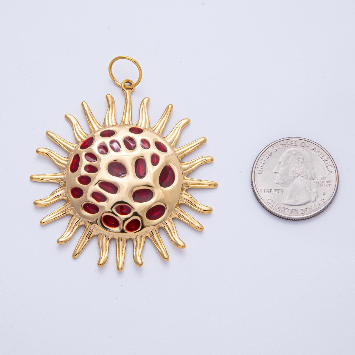 Stainless Steel 56.1mm Radiant Red & Green Celestial Sun Burst Round Statement Charm DIY Jewelry Making Component for Necklace Design | J907