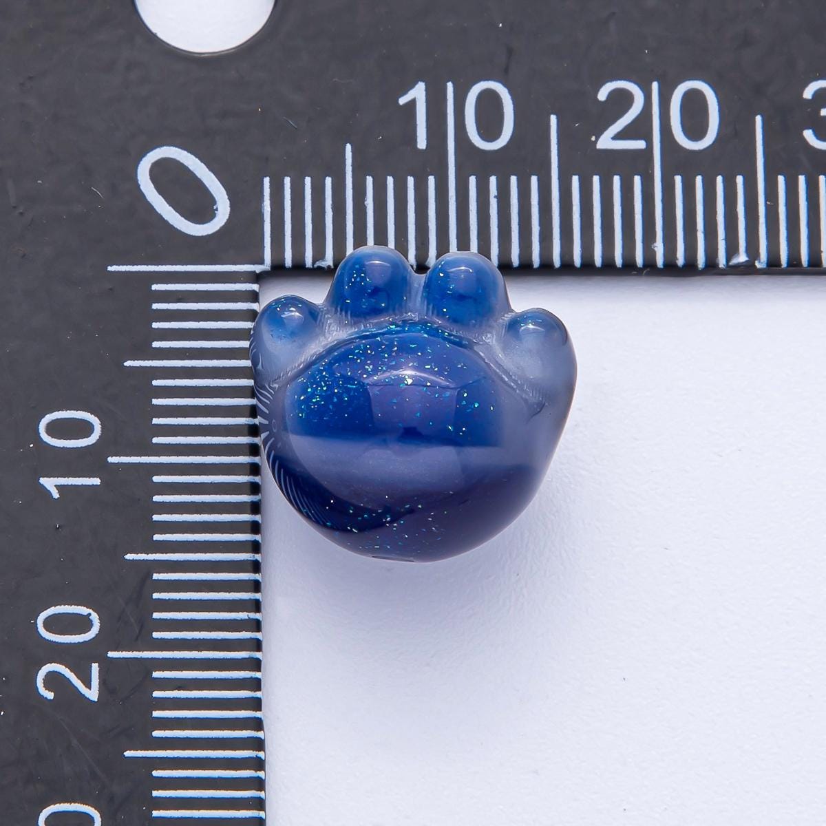 15.7mm Grey, Red, Blue, Green, Pink, White, Purple Glitter Resin Paw Print Pet Animal Bead Make Your Own DIY Jewelry Supply | B653
