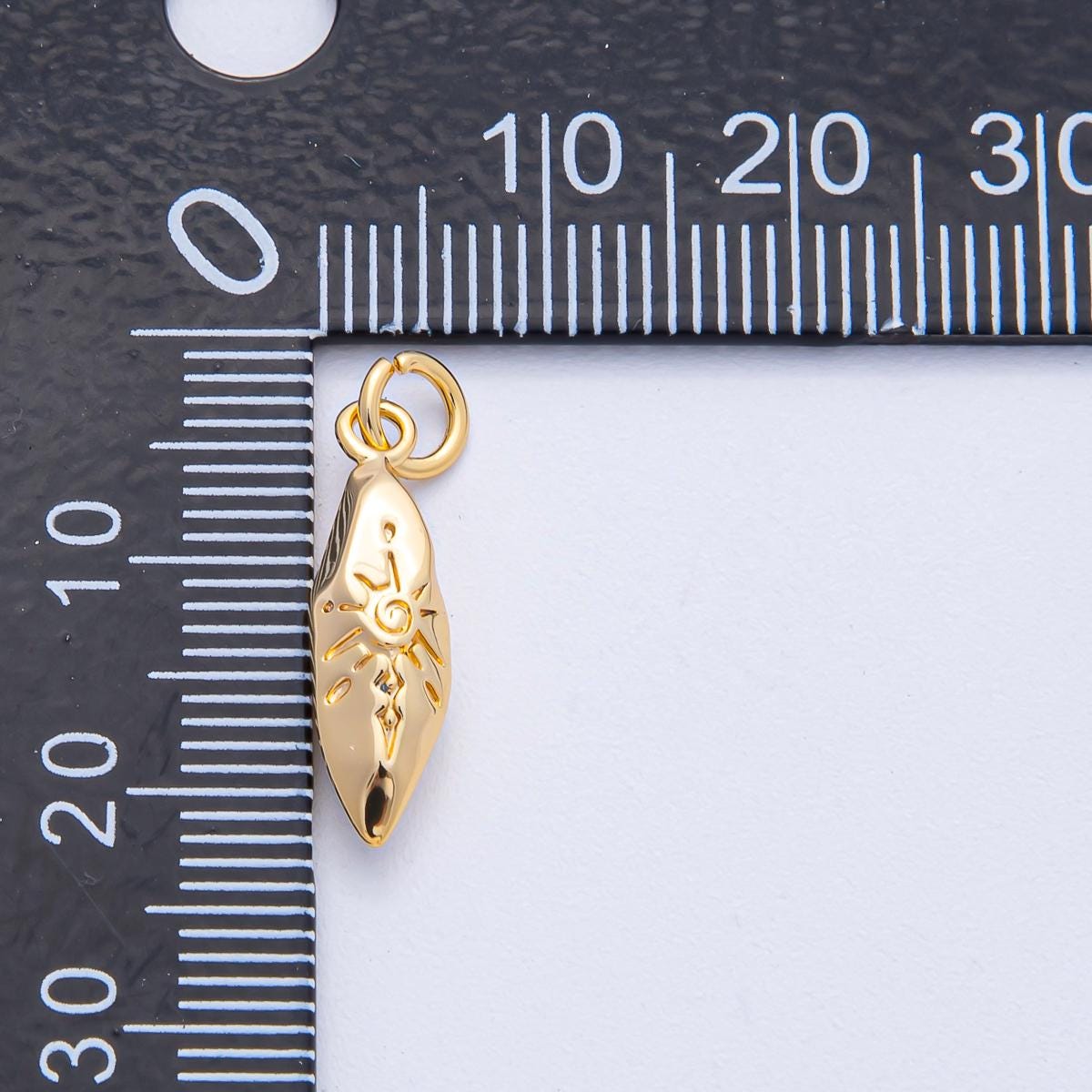 18k Gold Filled 19.2mm Bohemian Theme Totem Charm Sun Rays Pendant DIY Jewelry Supply Finding for Necklace Bracelet | AK-009