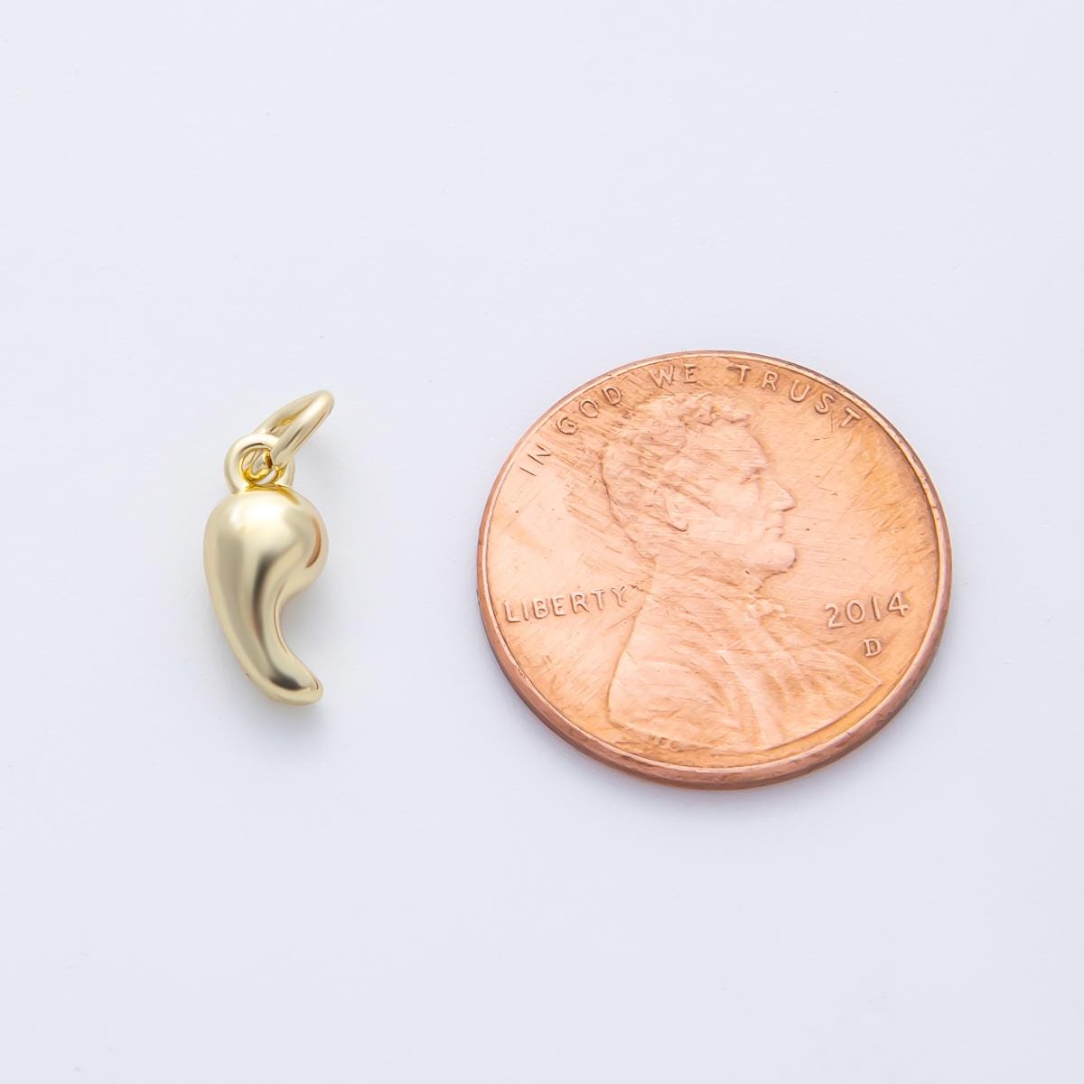 18K Gold Filled 11.2mm Minimalist Teardrop Mini Charm DIY Trendy Design DIY Jewelry Supply for Custom Necklace and Bracelet | AK-043