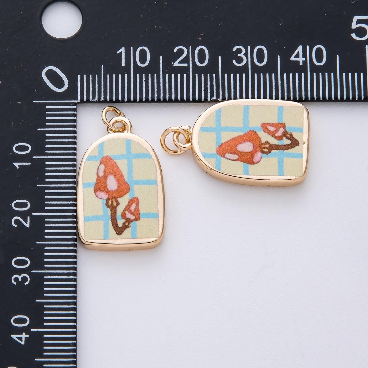 23.2mm Painted Enamel Mushroom Charm 18k Gold Filled Pendant DIY Jewelry Supply for Custom Necklace and Bracelet | AJ-522