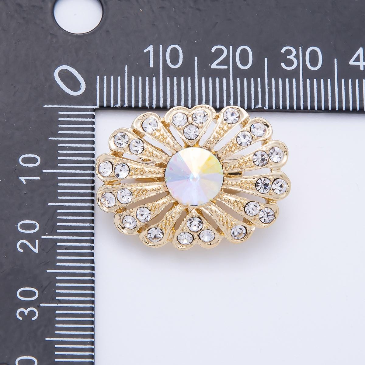 Sparkly Gold Starburst Brooch with Large Crystal Rhinestone Vintage Style Flower Accessory for Coats Bags Scarves Statement Pin | BH-040