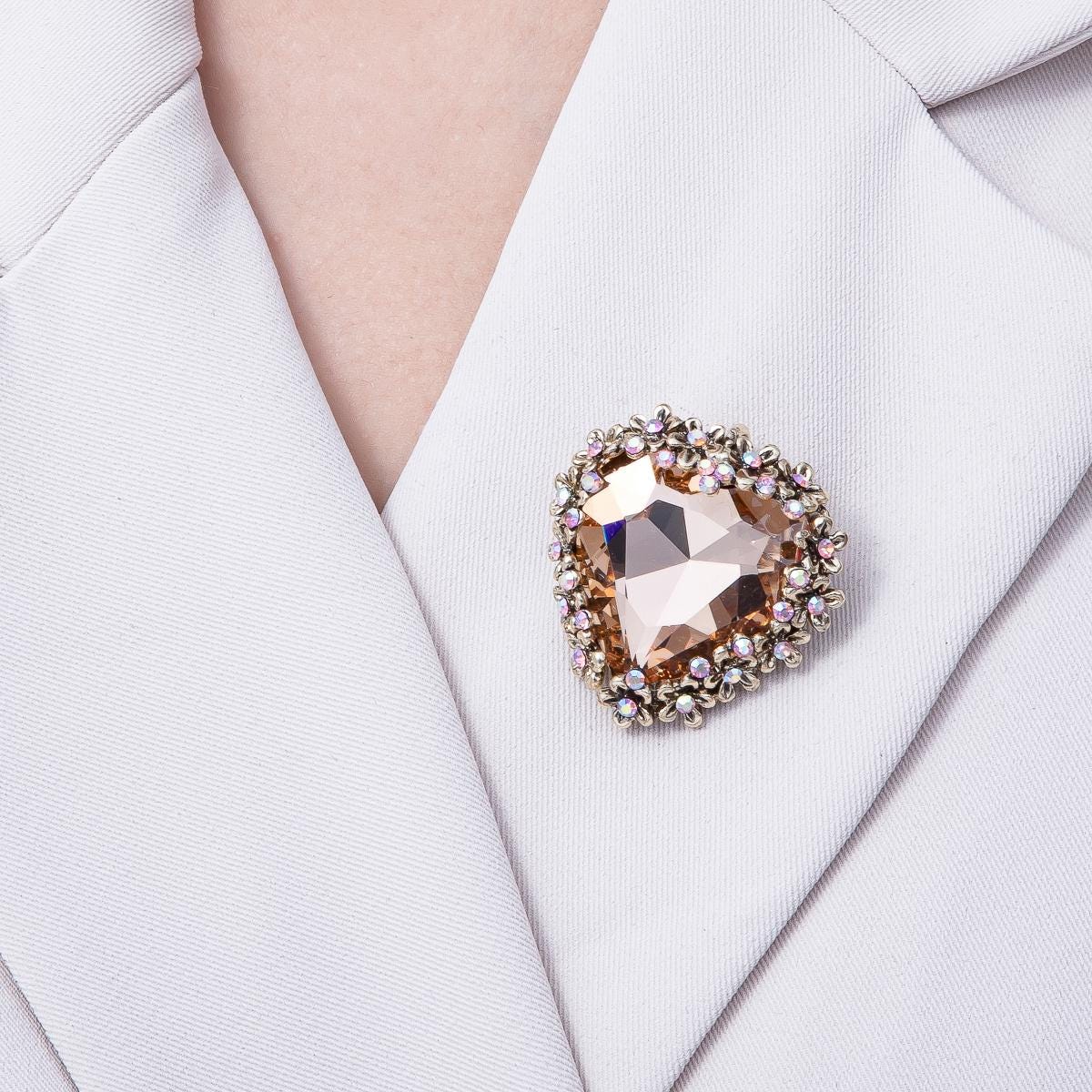 Vintage Rose Gold Heart Crystal Rhinestone Brooch Diamond Pin Statement Piece for Coat Bags Scarves Elegant Jewelry Accessory | BH067
