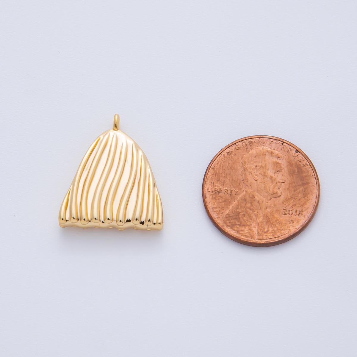 18K Gold Filled 20mm Geometric Lined Triangle Charm Wavy Abstract Pendant Statement Jewelry for Custom Necklace | AF-1383