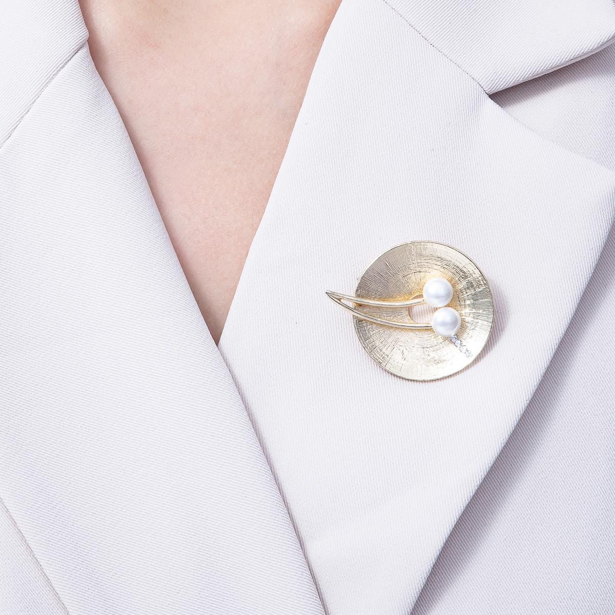 Gold 40.3mm Cherry Pearl Textured Round Pin Brooch with Faux Pearl Textured Circle Pin Unique Gift for Her Coats Scarves Bags | BH-072