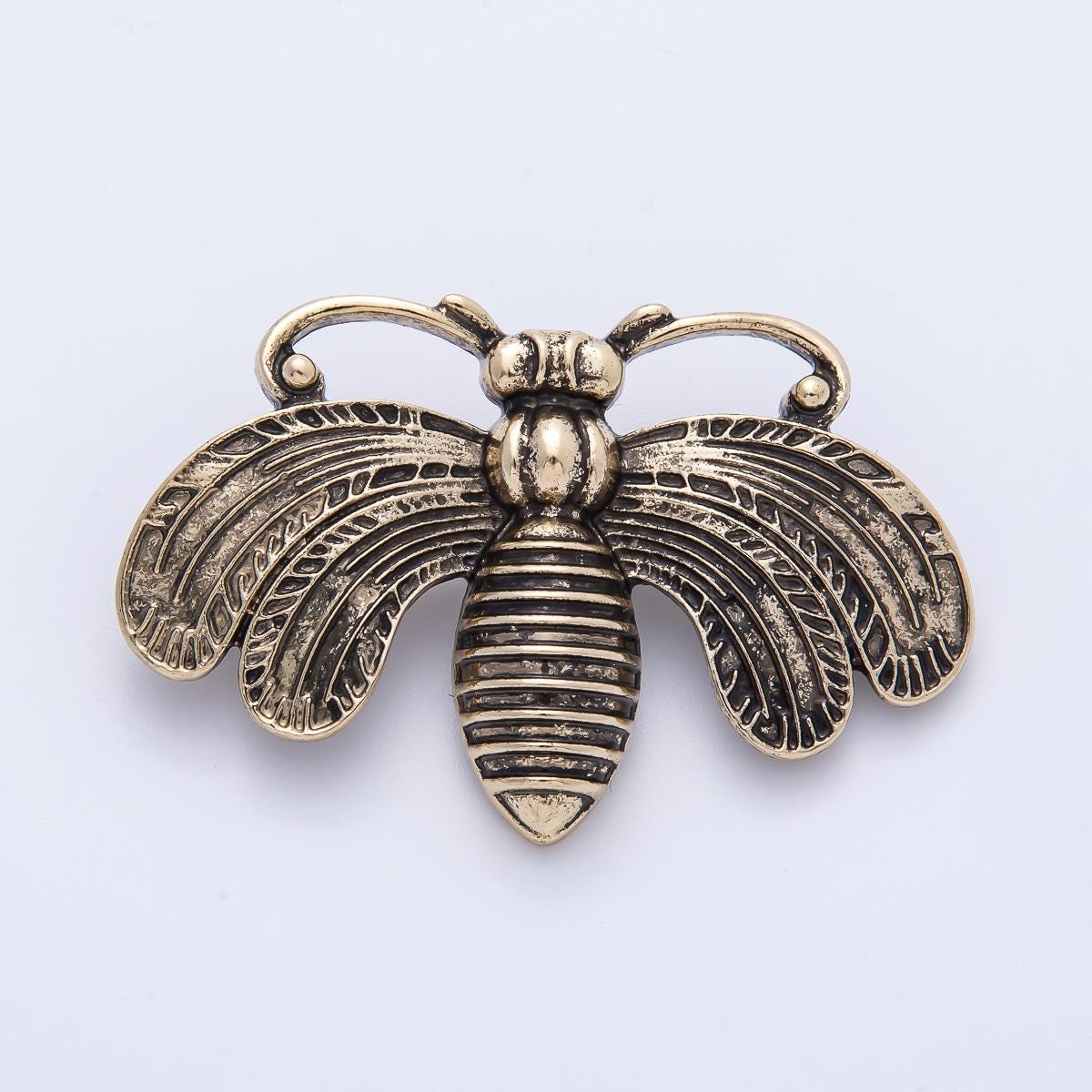 Vintage Gold 51mm Fly Insect Animal Pin Antique Brass Bee Brooch Nature Lover Gift with Rustic Accent for Coats Bags and Scarves | BH-061