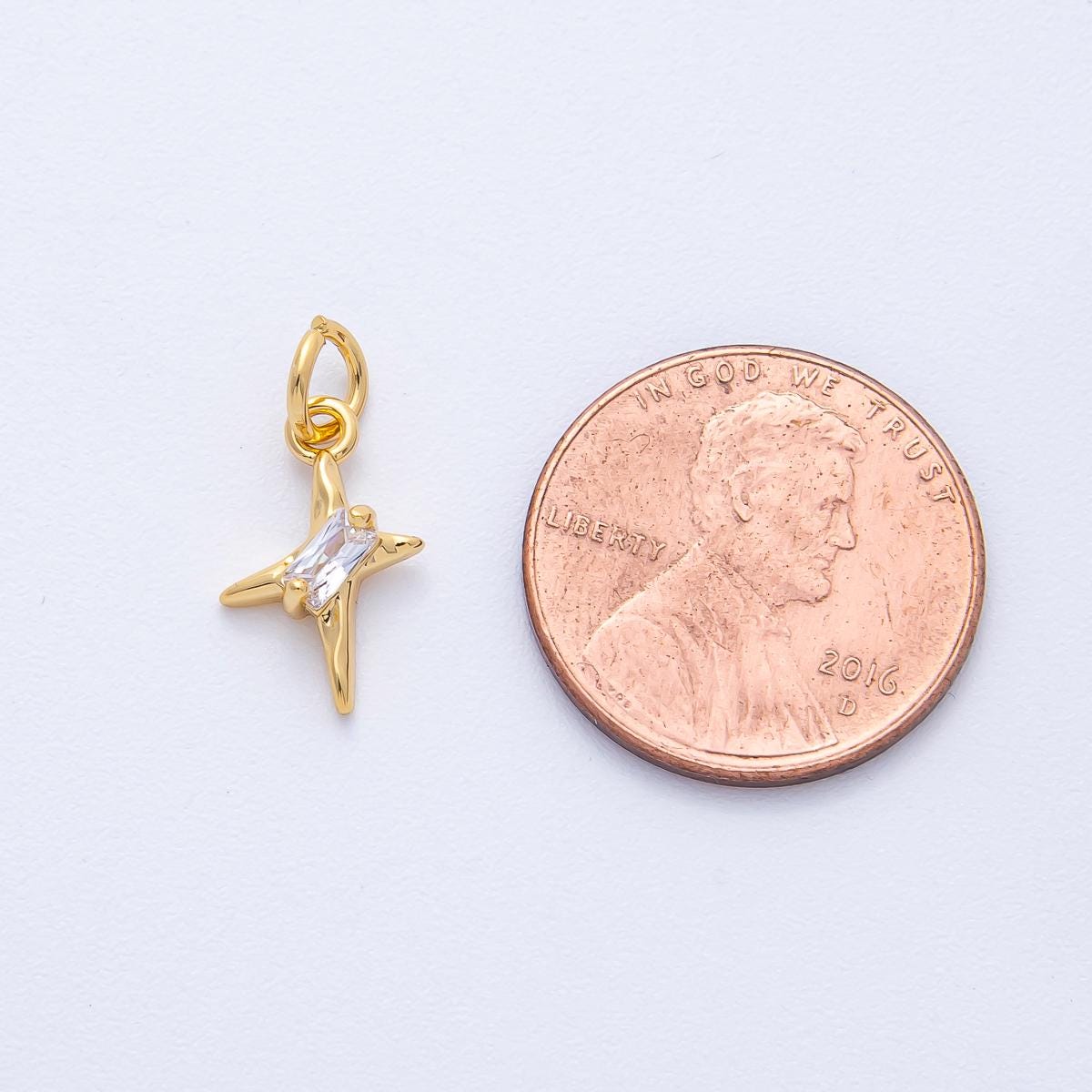 18k gold filled Tiny North bright star Charm 13.2mm with CZ crystal Celestial pendant DIY Supply for earring bracelet necklace | AK-163