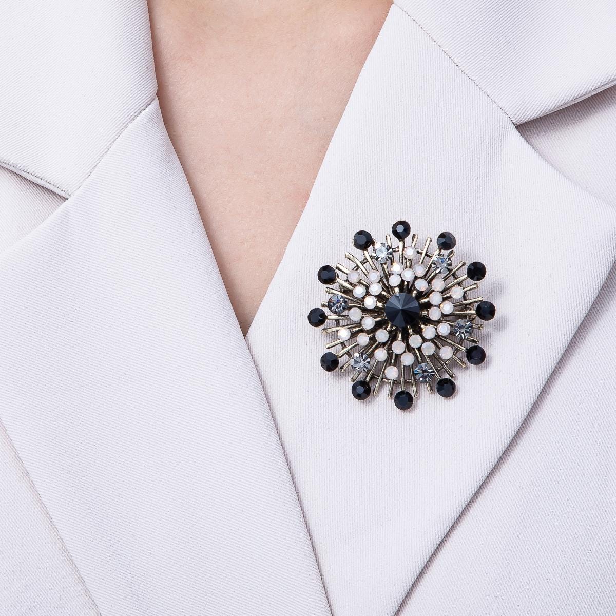45mm Vintage Inspired Crystal Starburst Brooch Diamond Crystal Rhinestone Pin Statement Piece for Coat Scarves Elegant Accessory | BH026