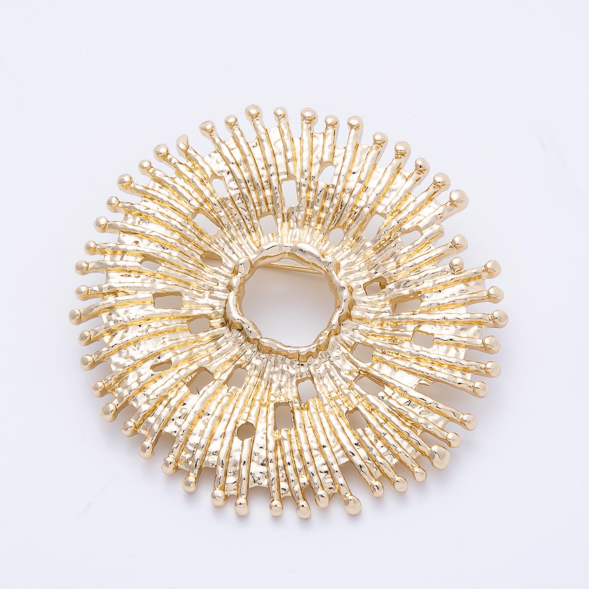 Gold Starburst Brooch Vintage Style Sun Pin Celestial Statement Piece for Coats Bags Scarves Elegant Jewelry Accessory | BH049