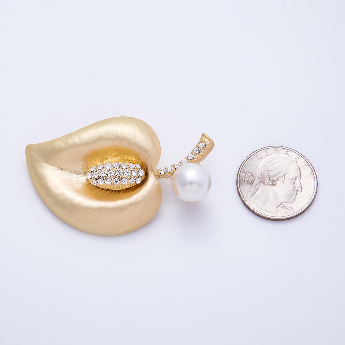 Vintage Style Matte Gold Calla Lily Brooch with Faux Pearl & Rhinestones Floral Lapel Pin Nature Inspired Jewelry Accessory | BH-035