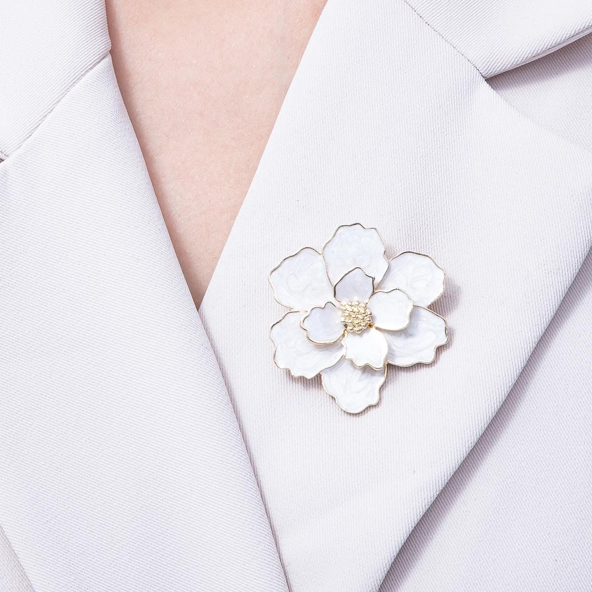 Classic White Enamel Flower Brooch Large Statement Floral Pin for Coat Bags Scarves Elegant Jewelry Accessory | BH071