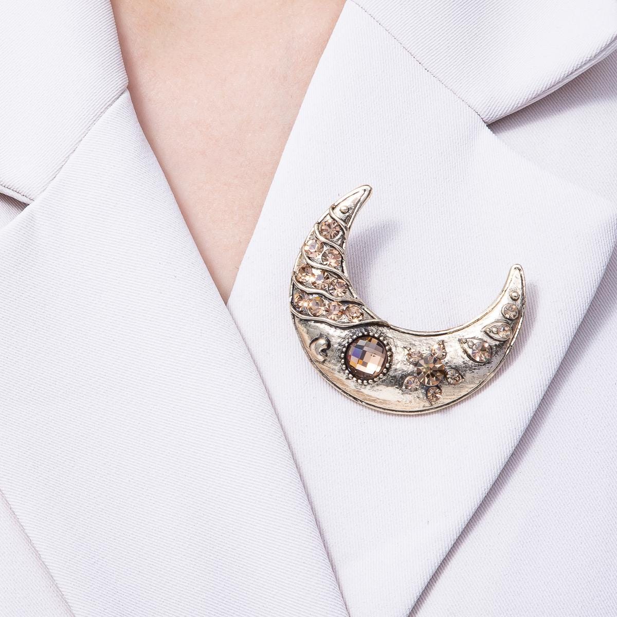 Big Antique Gold Crescent Moon Brooch Pin Vintage Celestial Lapel Pin Statement Brooch With Rose Gold Crystal Rhinestone BH-081