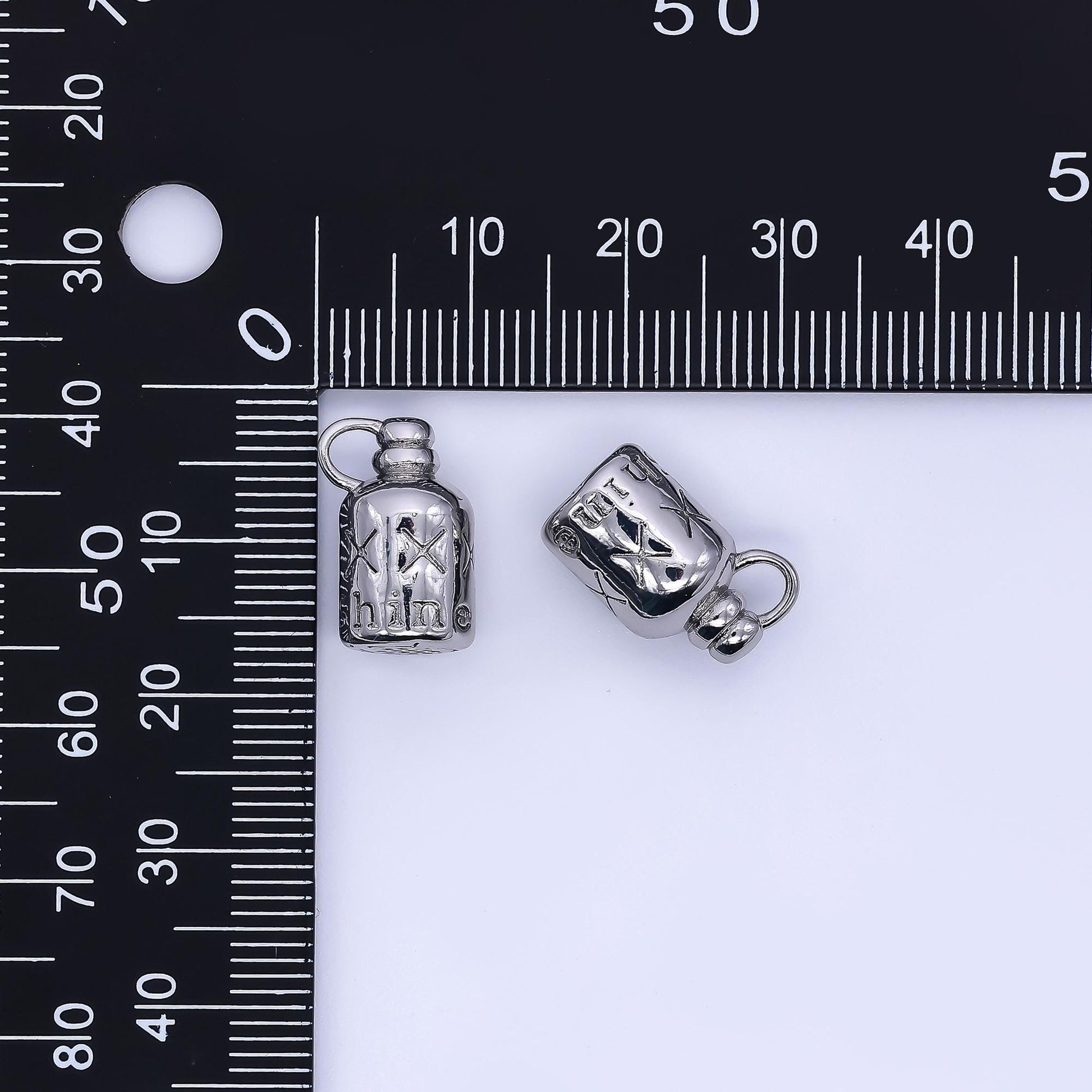 15.2mm Silver Water Bottle Flask Drink 3D Multidimensional Charm Moonshine Jug Charm DIY Jewelry Supply for Custom Necklace | E789