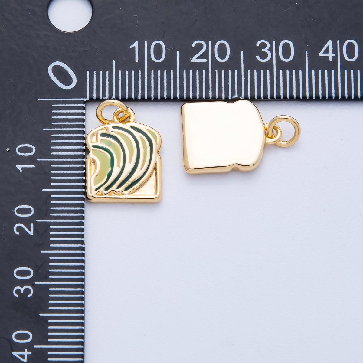 18K Gold Filled 15.4mm Green Avocado Toast Breakfast Enamel Foodie Charm Breakfast Pendant Healthy Snack Gift DIY Jewelry | Charms-100014