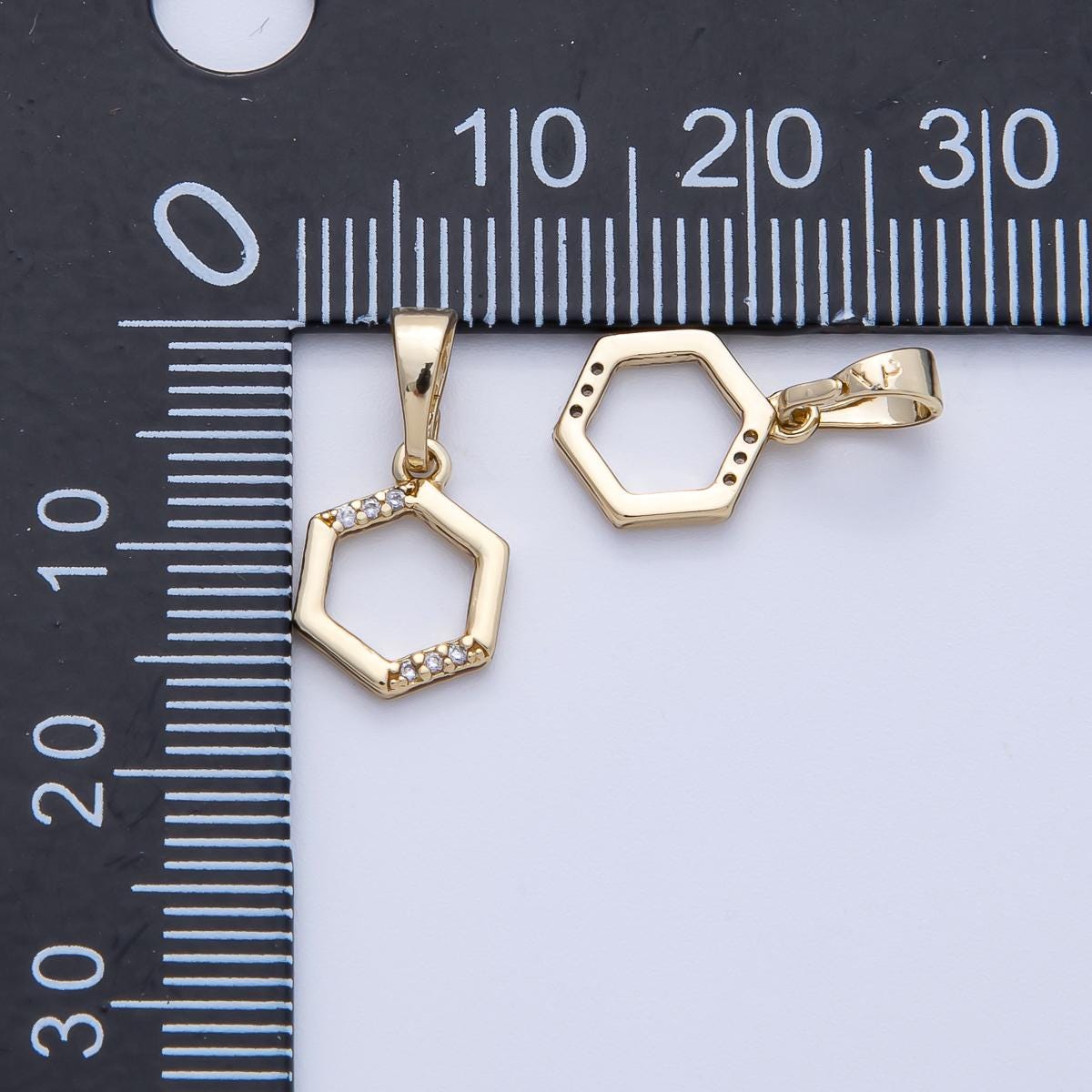 14K Gold Filled Oblong Octagon charm Geometric Pendant jewelry | Pendants-100112