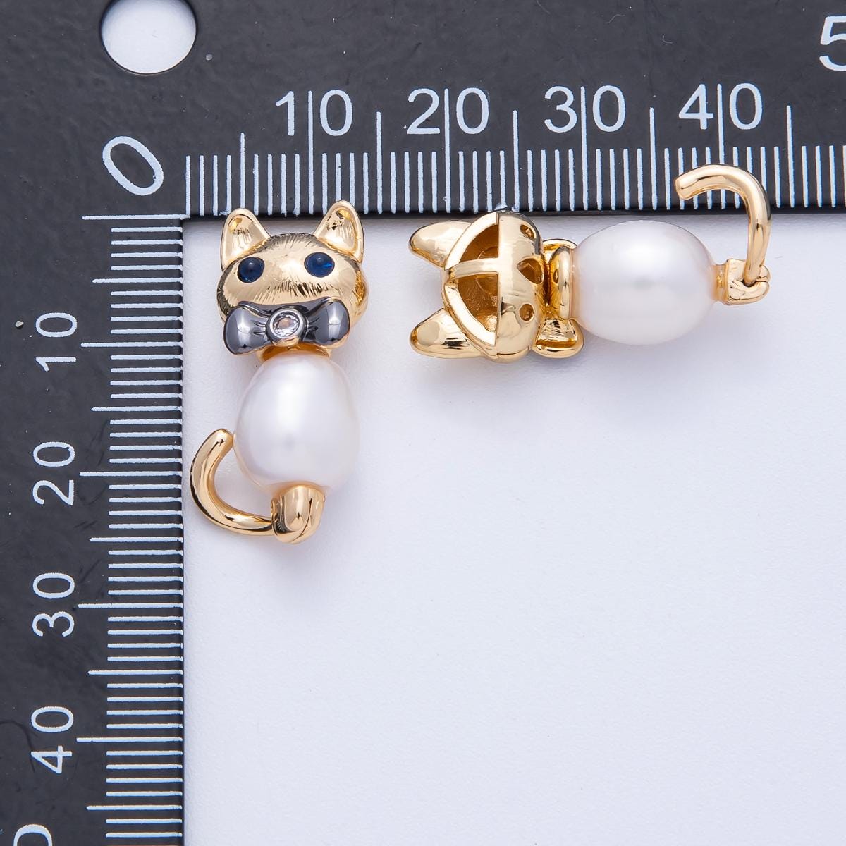 Vintage Style 18k pendant with pearl belly kitty charm whimsical animal necklace component DIY Jewelry Supply Finding | Bead-200000