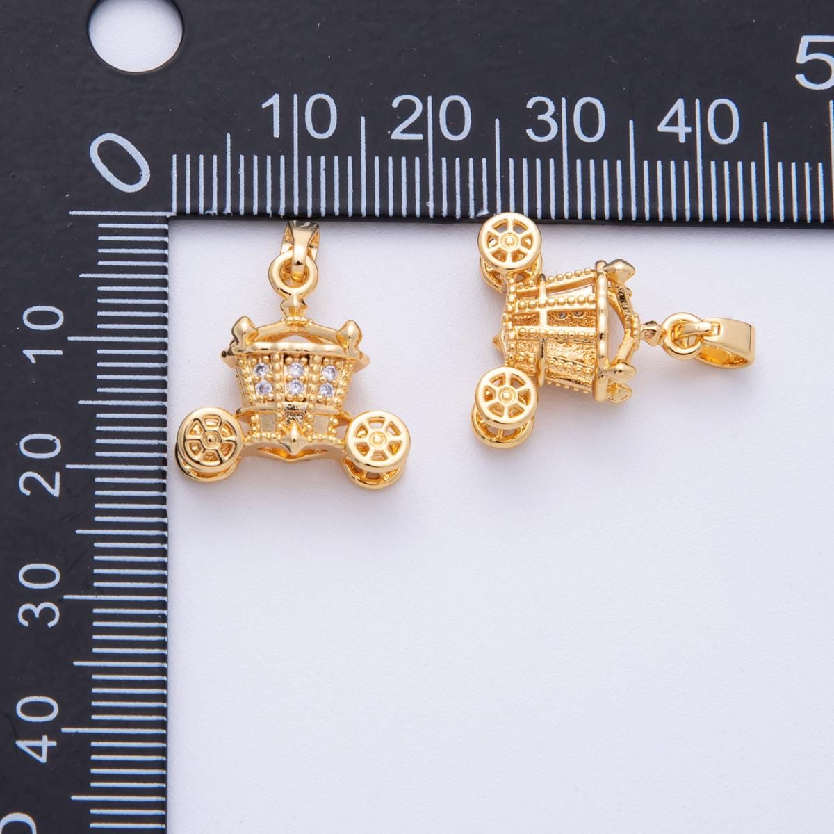 18k Gold Filled 16.9mm Magic Carriage Charm Princess Fairytale Pendant DIY Jewelry Making Supply for custom necklace and bracelet