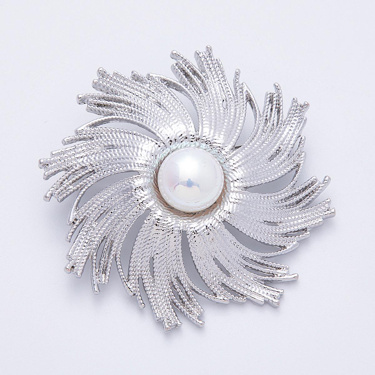 Silver 61.7mm x 59.3mm Shell Pearl Circular Celestial Sun Pin Brooch Silvery Starburst Statement Piece for Coats Bags Scarves | BH-097