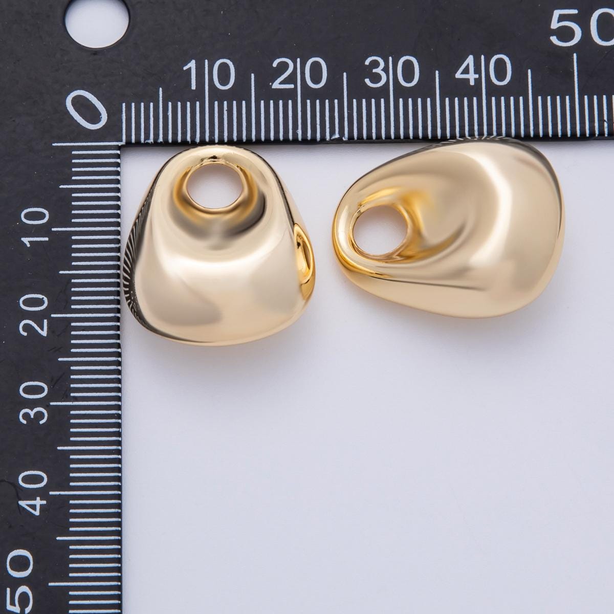 18K Gold Filled 25mm Plain Minimalist Puffed Drop Bead Sculptural Molten Gold Charm Minimalist Puffy Teardrop Amulet | Findings-00063