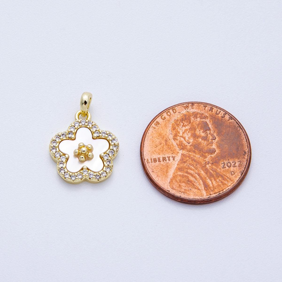 18k gold filled White Pearl sakura flower Charm Pendant Dainty charm | CHARM-00427