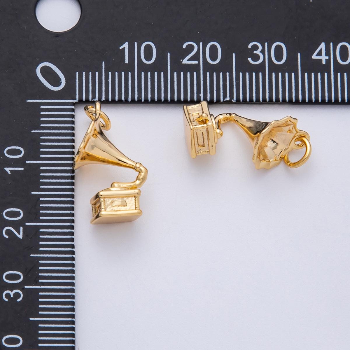 18K Gold Filled 18.5mm 3D Multidimensional Music Gramophone Vinyl Record Player Musical DIY Jewelry Supplies Phonograph | Charms-00293