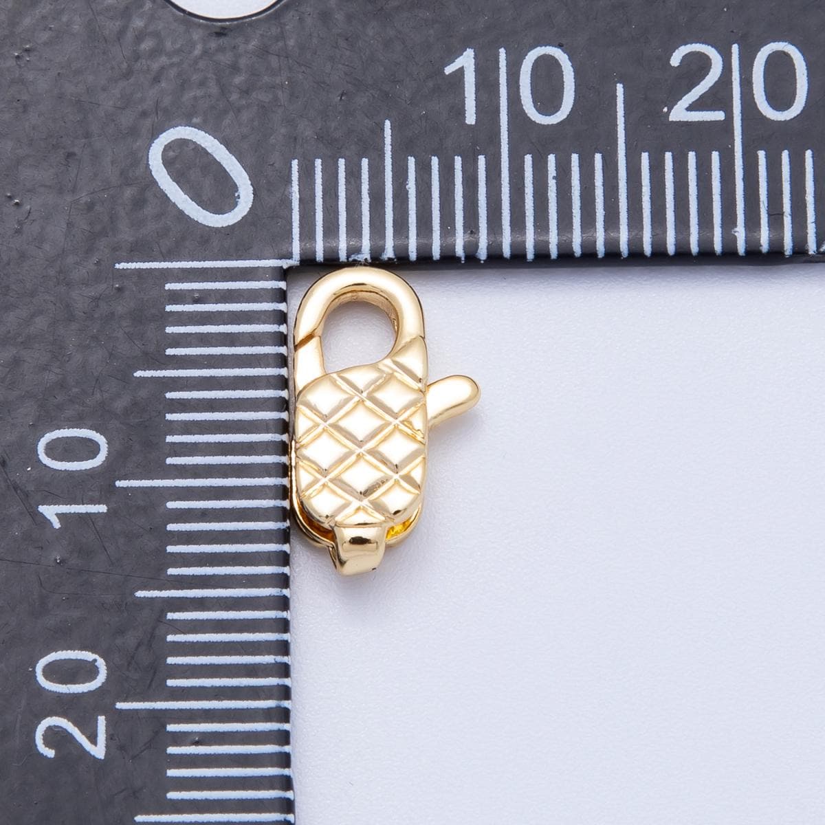 18k Gold Filled 14mm Quilted Lobster Clasp Textured Checkered Jewelry Component for custom Necklace & Bracelet DIY Supply | FINDINGS-00128