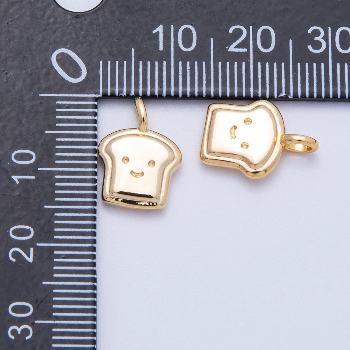 14k Gold Filled Bread Charm Cartoon French Toast Pendant Foodie Jewelry Charms-00424