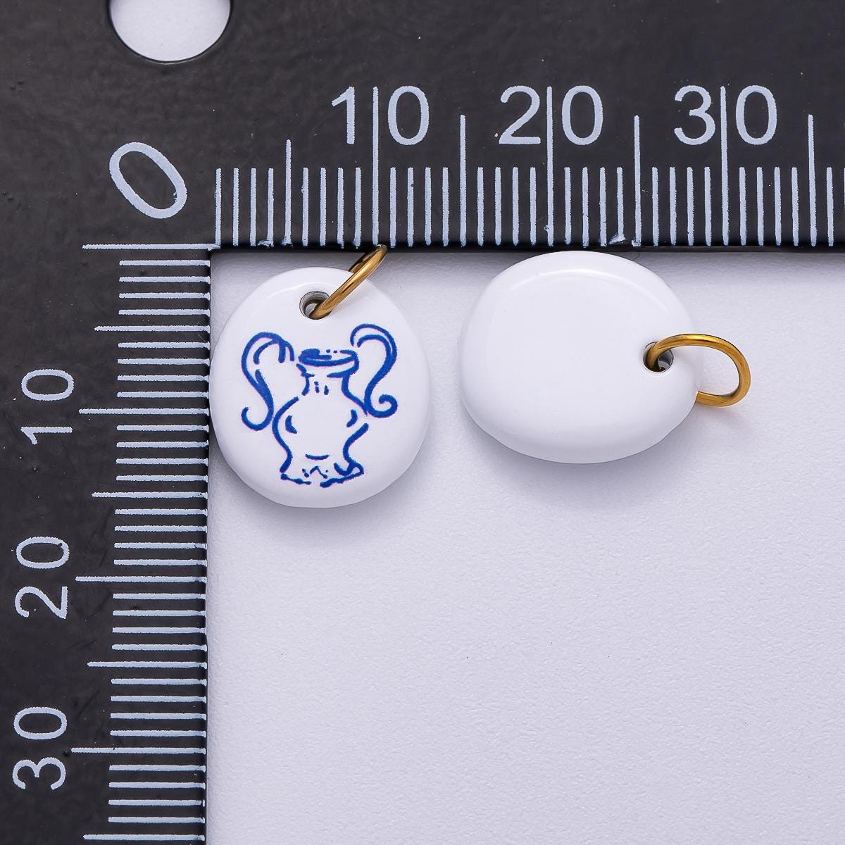 PVD Stainless Steel 14mm White Blue Vase Enamel Round Charm Ceramic Tile Pendant Whimsical Vase Artisan Necklace DIY Supply | Charms-00508